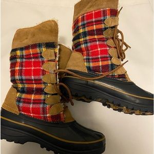Multicolor duck boots.